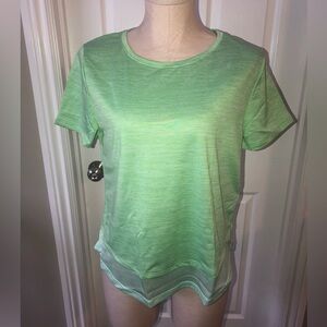 3/$40 Under Armour Green Short Sleeve Top